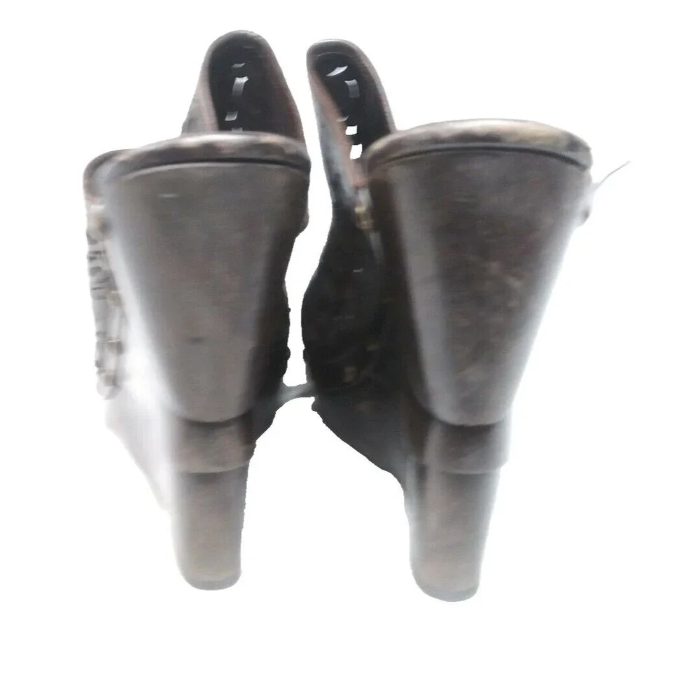 Diane Von Furstenberg Ode brown leather cutout clogs Size 5 M